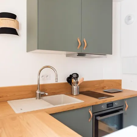 Bright & Stylish In The Heart Of Le Marais Apartament